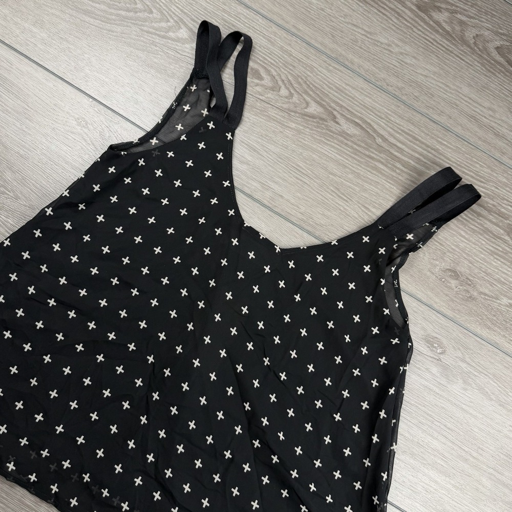 Vintage Havana Women's Sleeveless All Over Cross Pattern‎ Top Black Large New